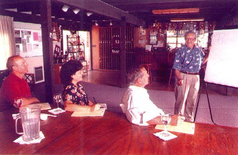 meeting.jpg (124596 bytes)